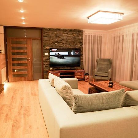 Luxury Villa 모라바니나드바홈 외부 사진