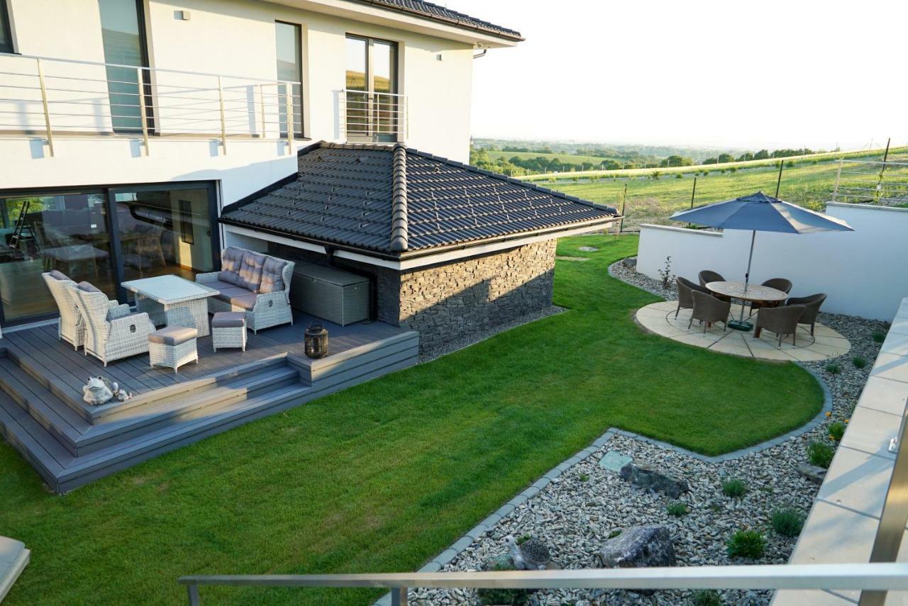 Luxury Villa 모라바니나드바홈 외부 사진