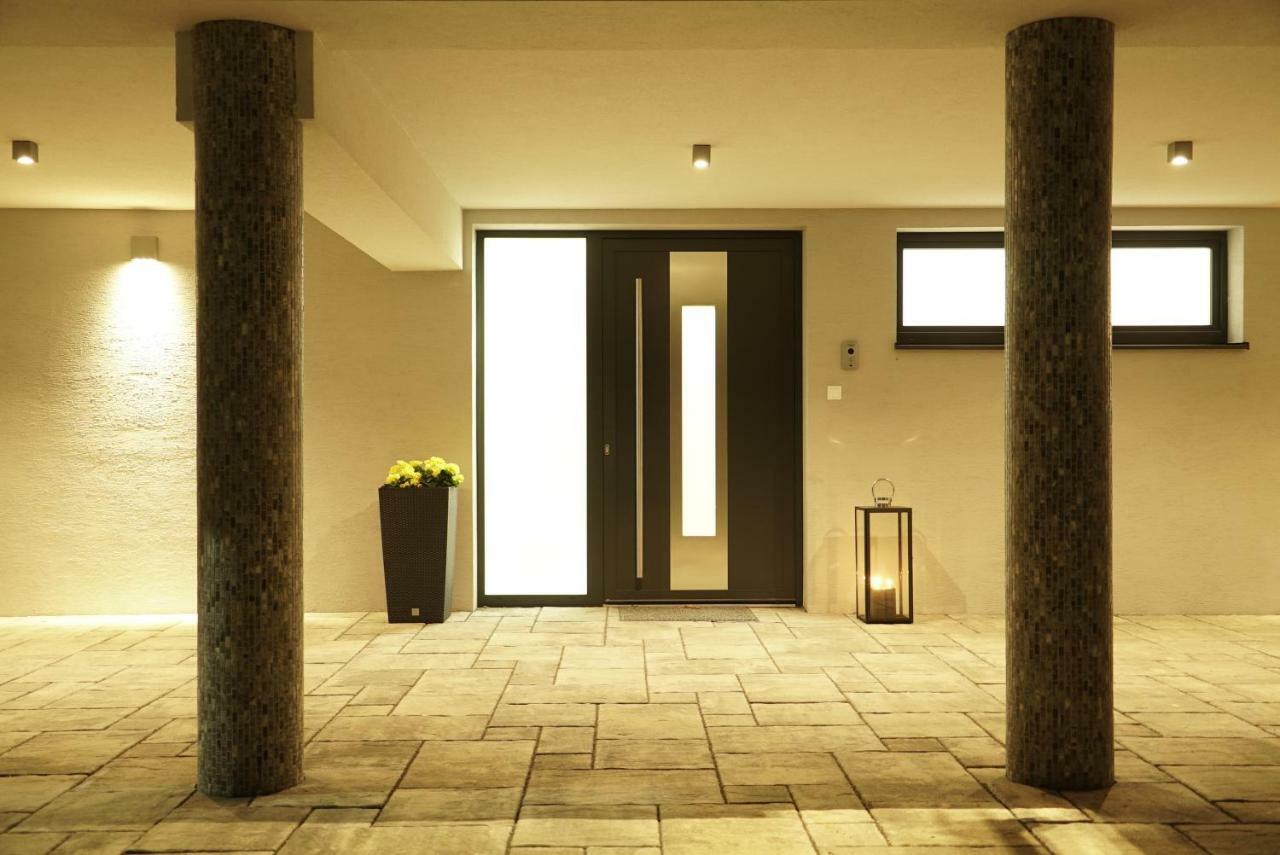 Luxury Villa 모라바니나드바홈 외부 사진